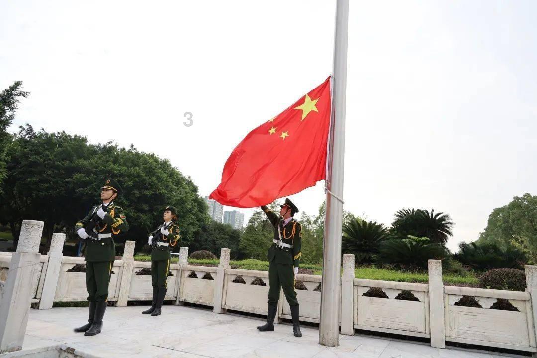 美丽皇后逃脱