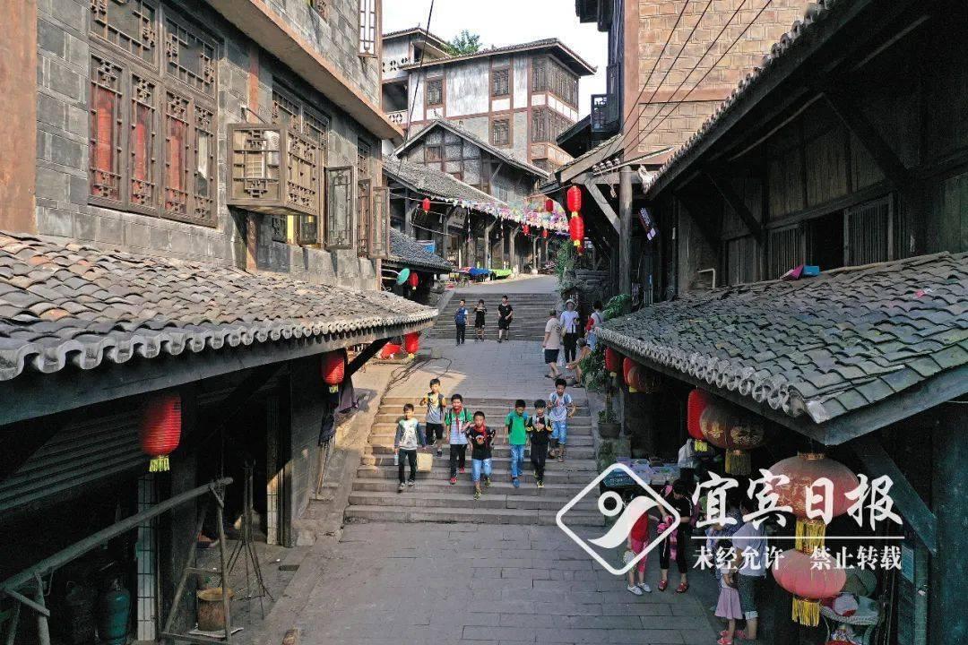 礼乐中华 盛世霓裳 ——淮北市杜集区高岳街道汉服走秀教学培训