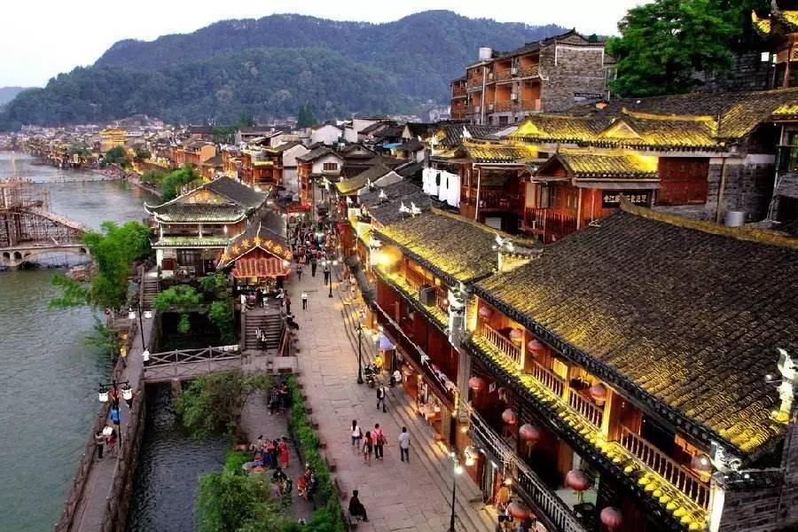 深一度·浙商智库｜对话胡坚：人文经济在浙江